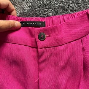 Pink Zara elastic pants. Comfortable has 4 pockets .Xs small